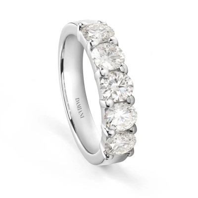 Anello in oro bianco con diamanti [3dba68b8]