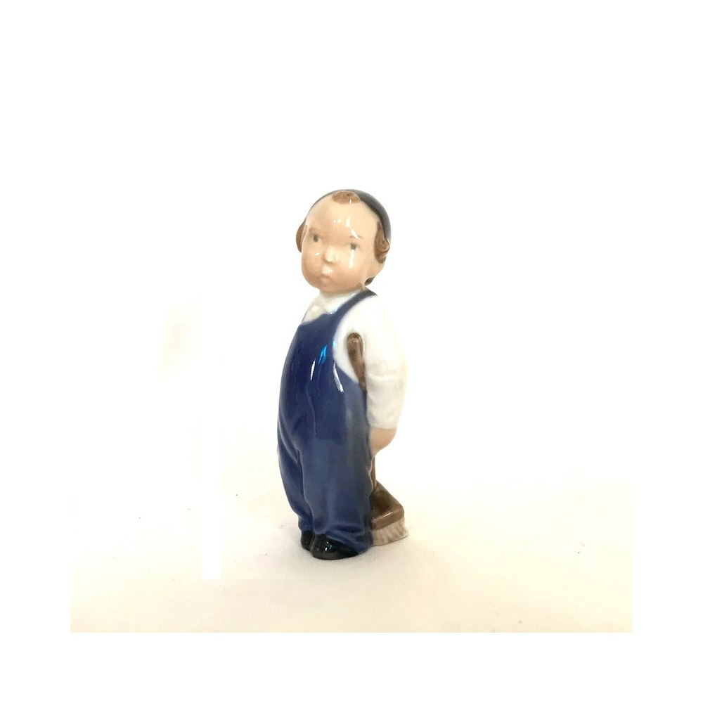 Statuina Bimbo con Scopa [dbf19d29]