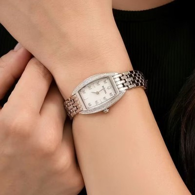 Bulova Classic Lady Diamond 23x26mm [1425f734]
