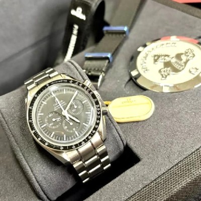 Omega Speedmaster Moonwatch 42mm [27e70237]